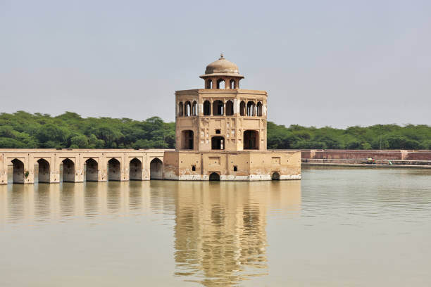 Why Hiran Minar Still Holds Value Today ?
